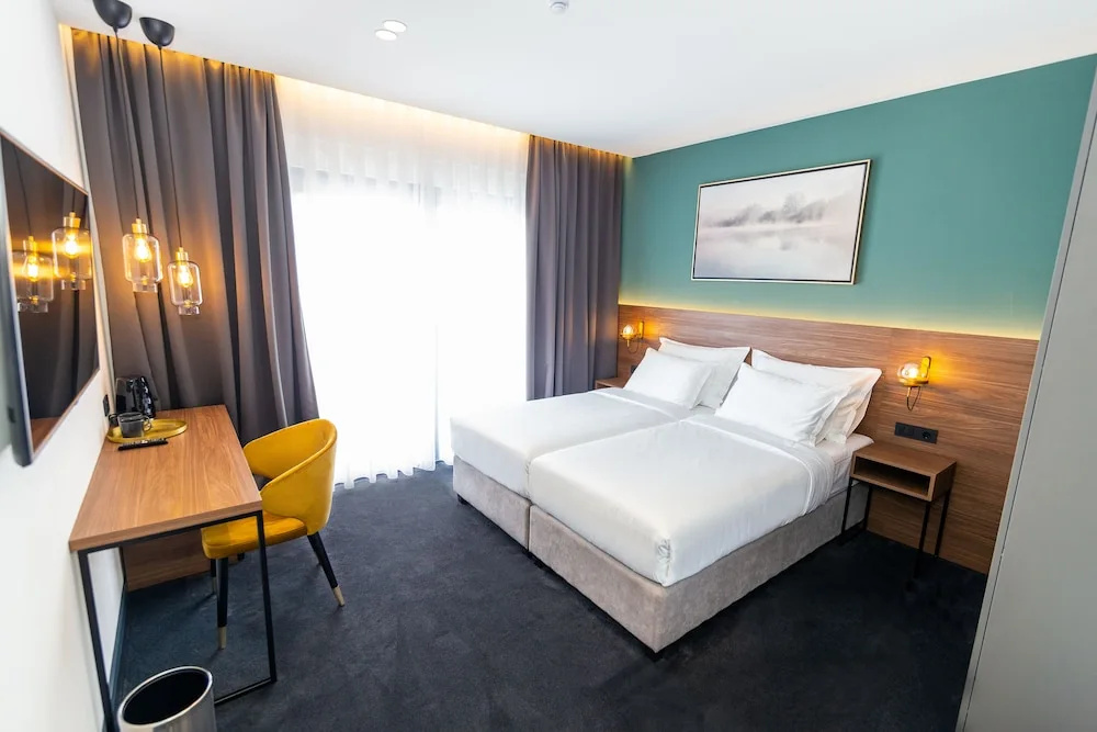Boutique ROOMs 76