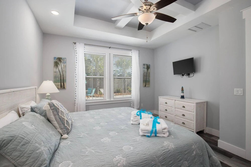 228 Blue Pelican by Blueswell