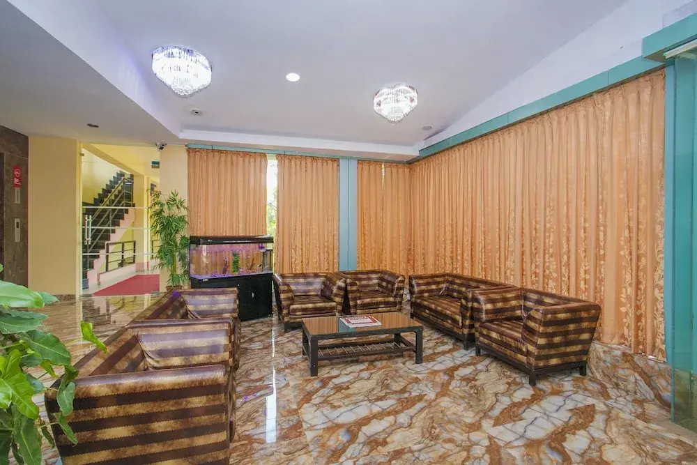 Hotel Comforts Suites