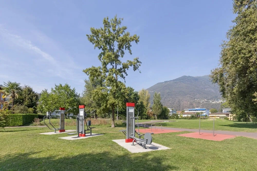 Ascona Lodge, Pool & Garden Retreat