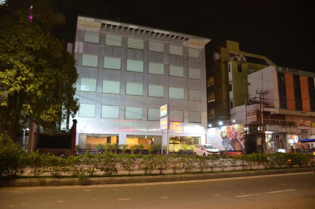Ginger Vadodara ,Alkapuri