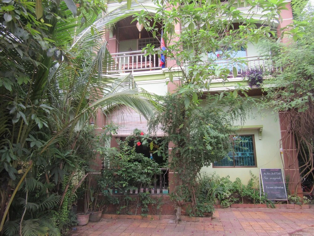 Firefly Guesthouse - The Berlin Angkor