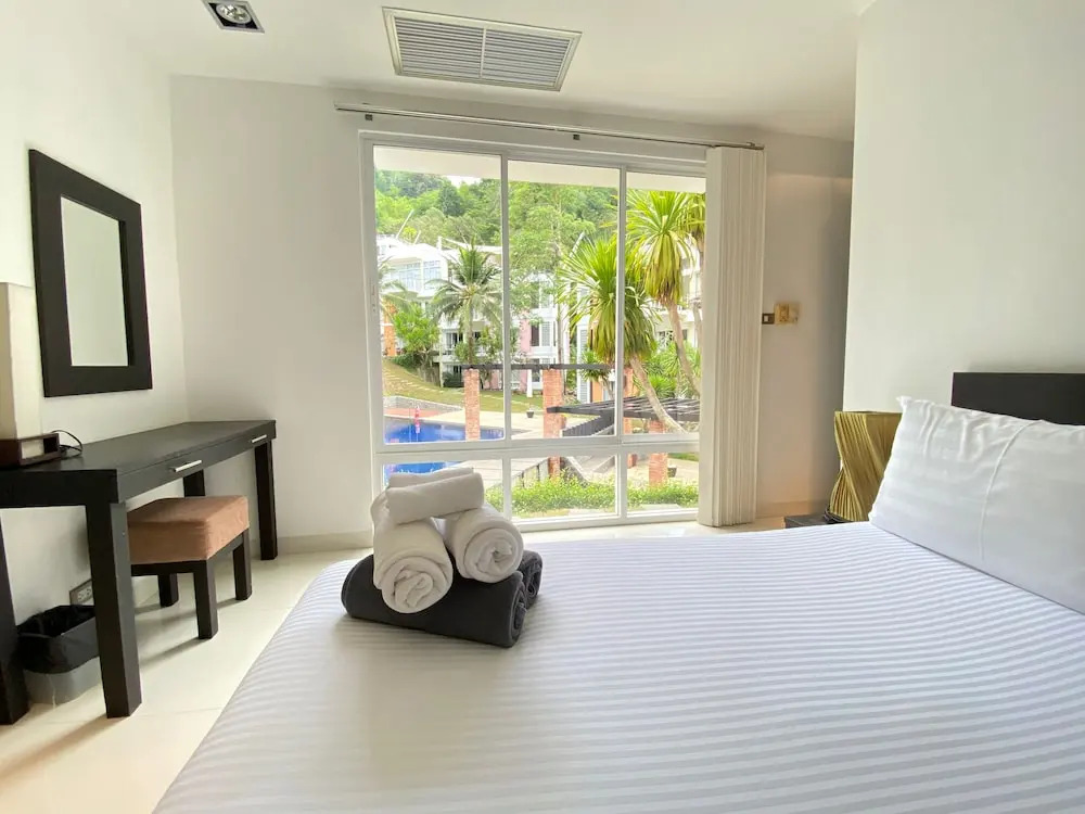 Kamala Hills 3 Bedroom Condo