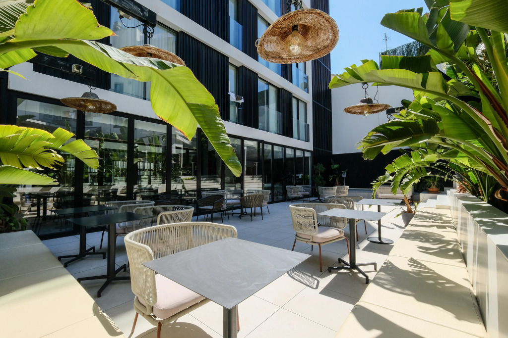 azuLine Hotel M