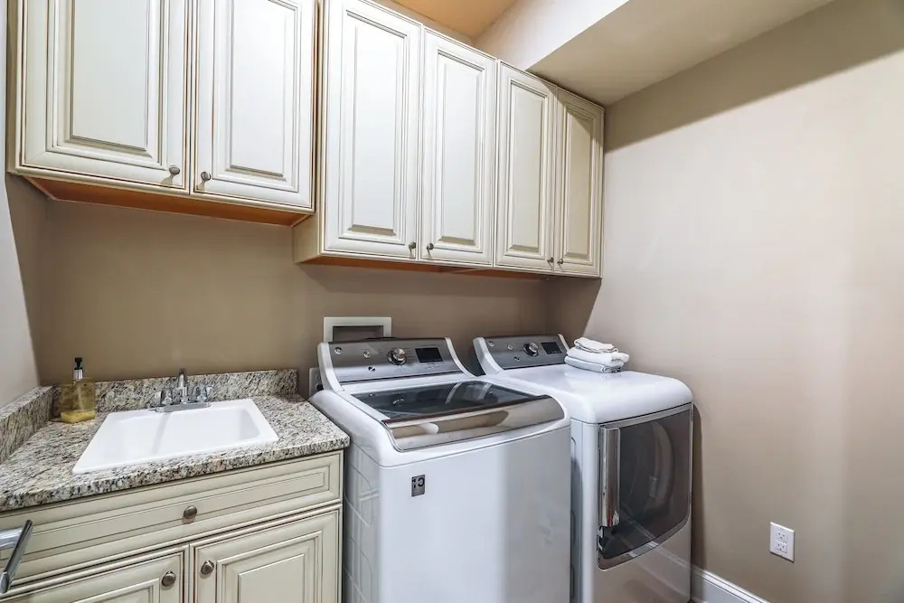 Furnished Outdoor Space: Family Home in Ocean View