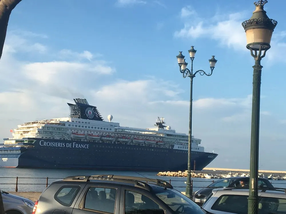 The Navy 62, Central, on the Port of Trapani