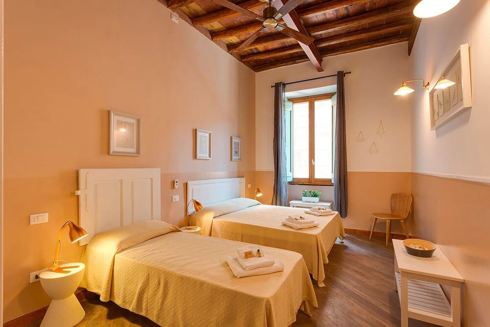 Rome Accommodation - Baullari III