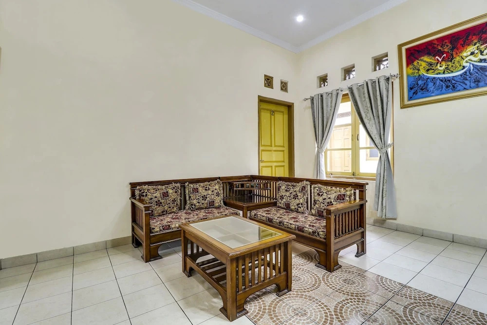 Hotel O My Guest House Syariah