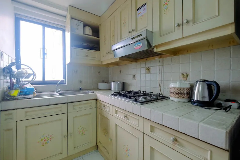 Comfortable 2BR Bona Vista Apartment