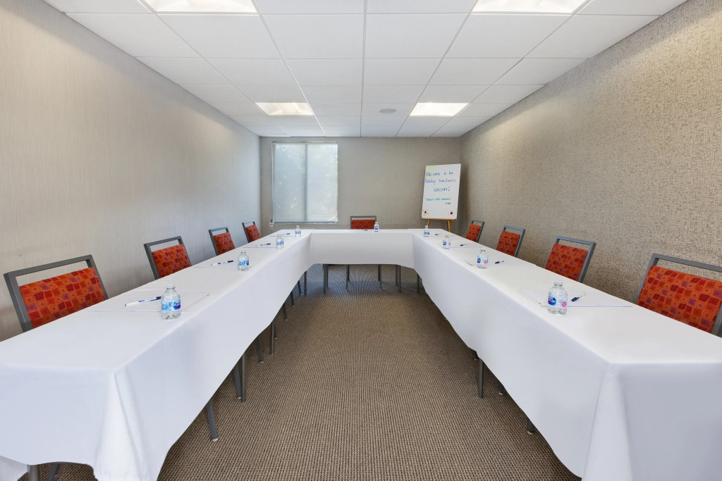 Holiday Inn Express - Waldorf by IHG
