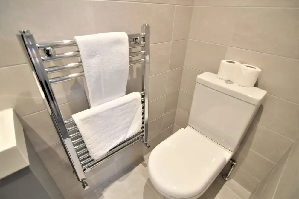 Modern two Bedroom Next TO Brighton Station
