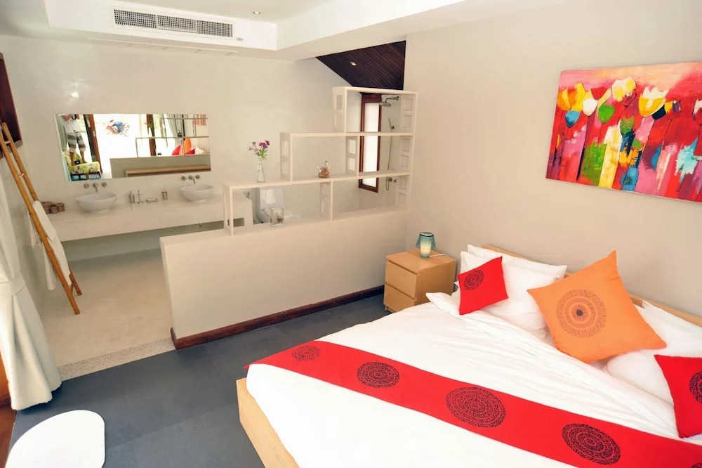 Maenam Hills Villa