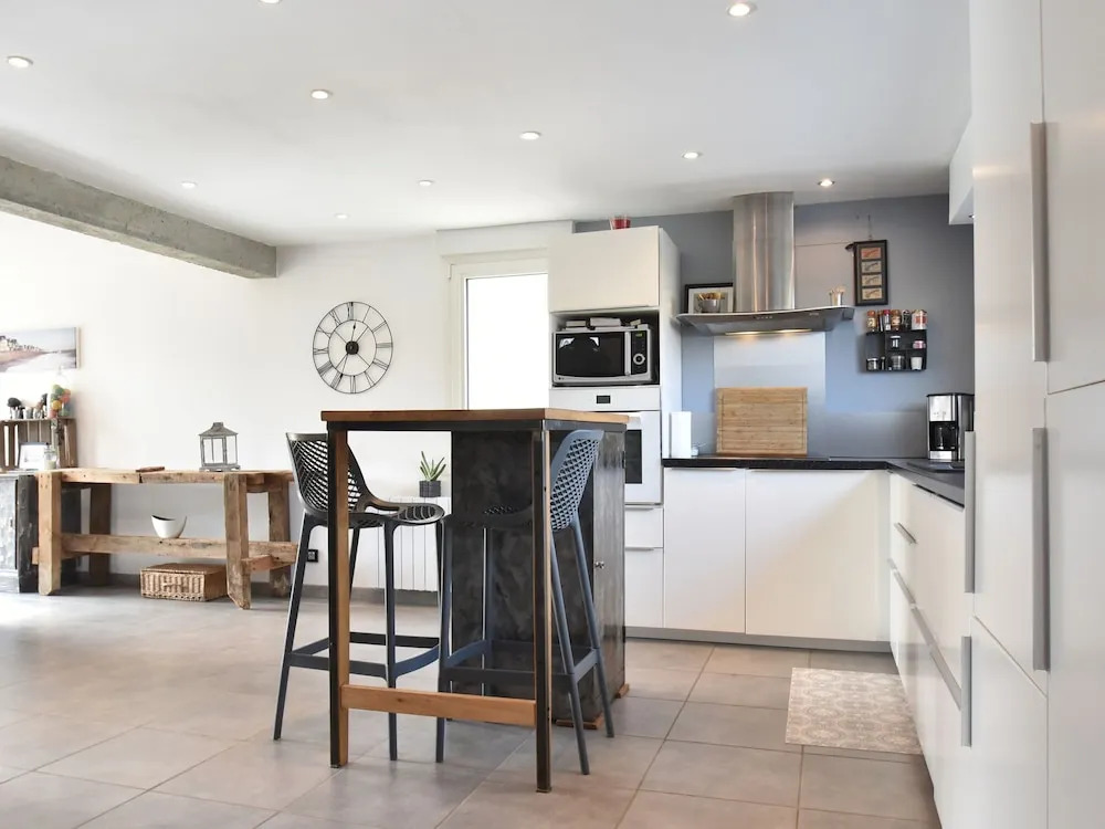 Beautiful, Renovated Cottage With Garden 500 Meters From the Beach