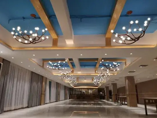 Longwan Hot Spring Hotel