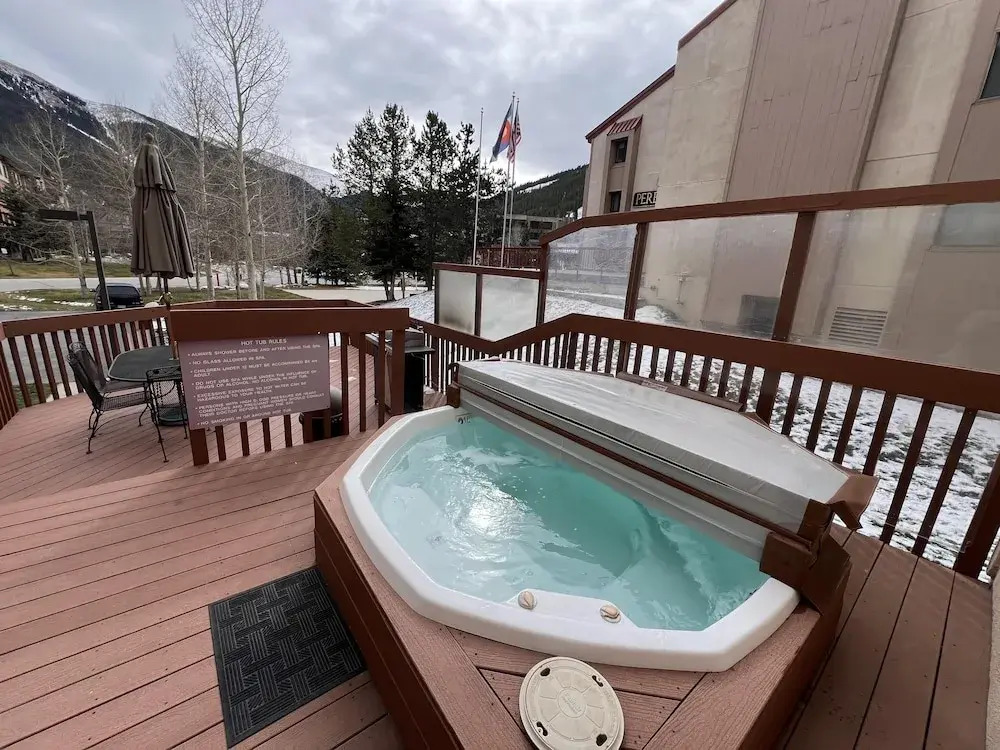 Summit House East 1 Bed Loft 2 Bath Shmb