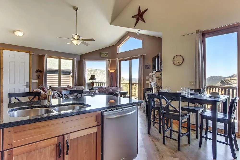The Twin Owls 21a 2 Bedroom Condo by RedAwning