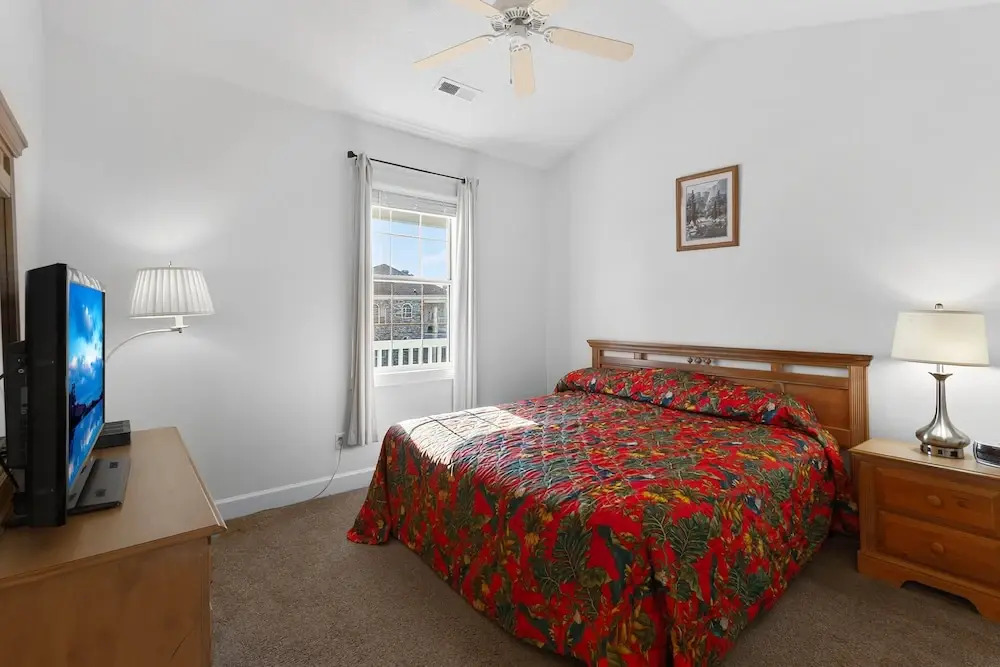 Magnolia Place 4677-302