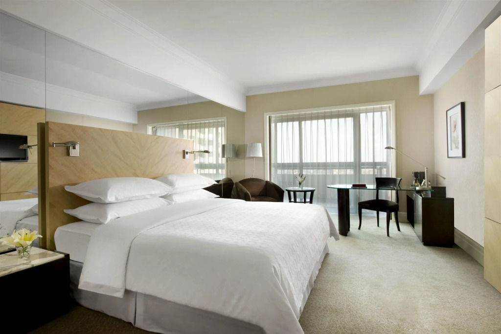 Sheraton Surabaya Hotel & Towers