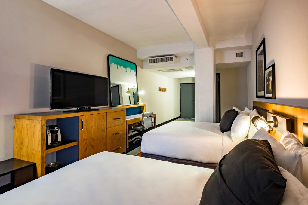 Hotel Indigo - Madison Downtown by IHG