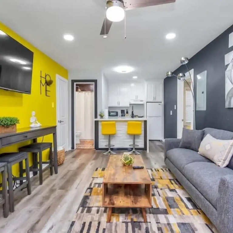 Candidus Prime Location Houston Hotspots Sleep 4