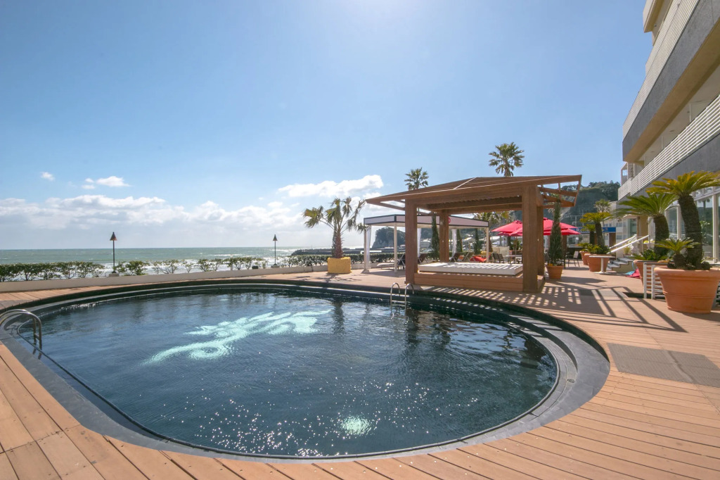 Sayan Terrace Hotel & Resort