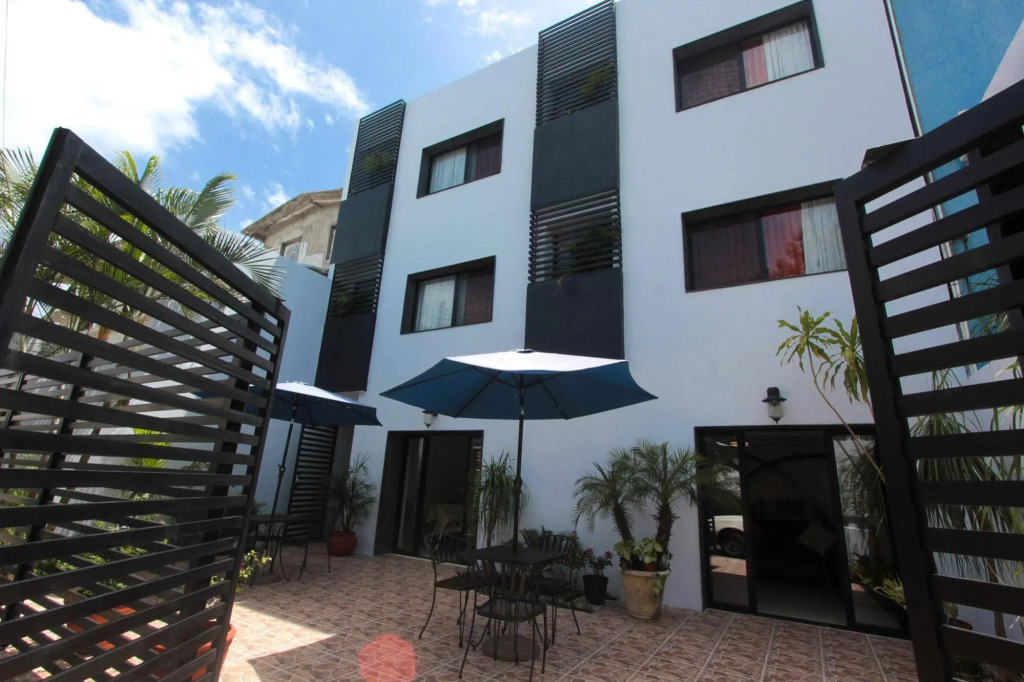 Hotel Los Girasoles