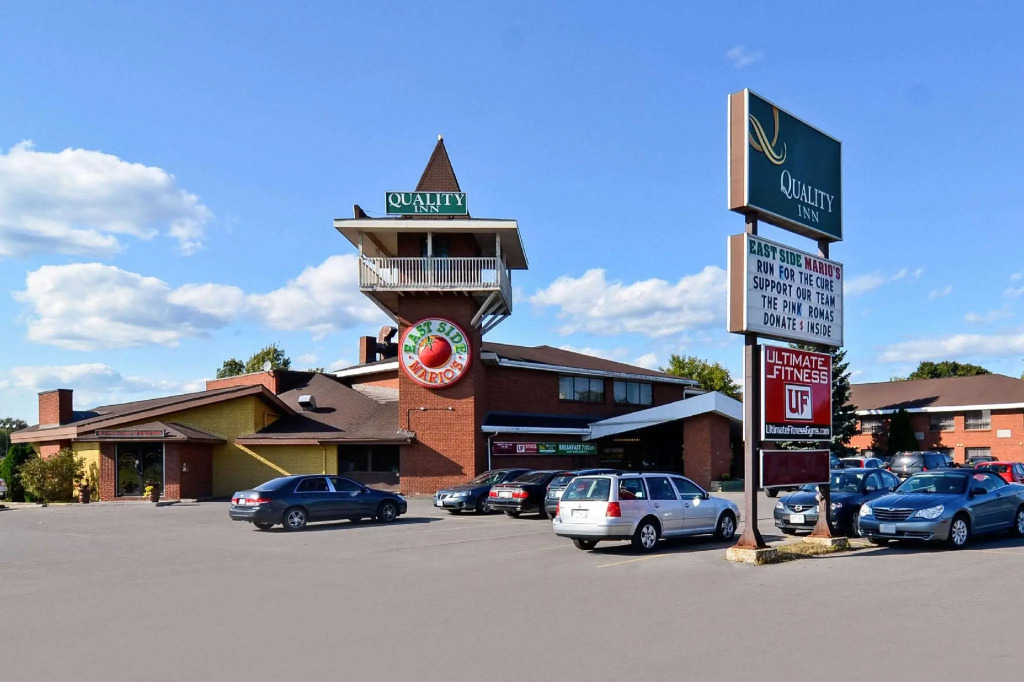 Ramada by Wyndham Arnprior