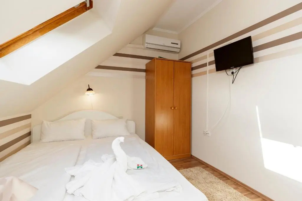 Almafa Apartmanház