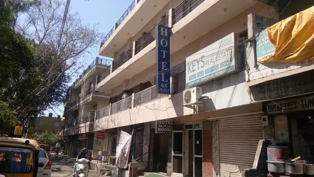 Goroomgo BK Plaza Chandigarh