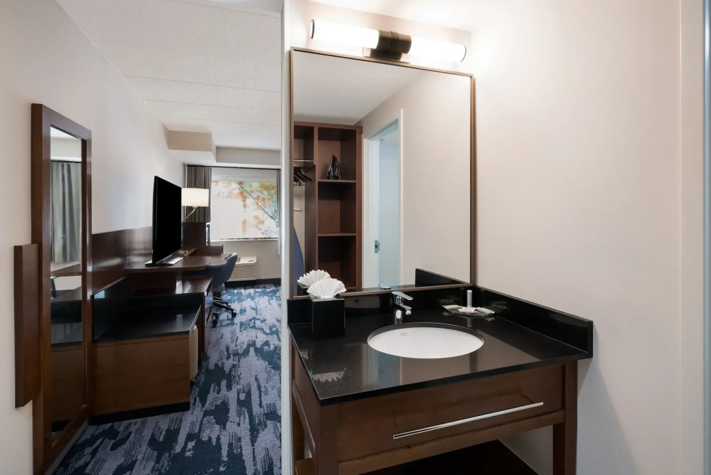 Fairfield by Marriott Inn & Suites Wallingford New Haven