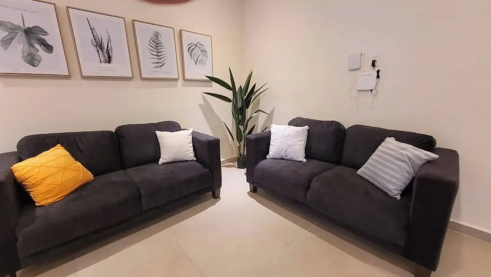 Luxury & Spacious Apartmen in PdC 3km From Beach