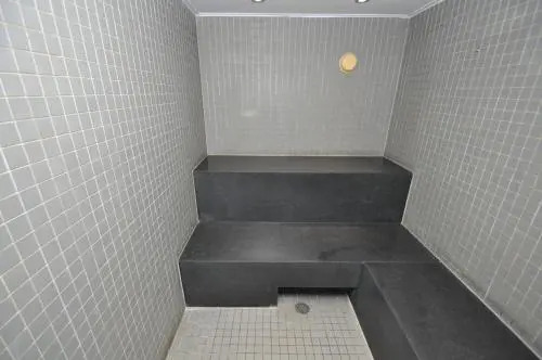 Darlinghurst Self-Contained Modern One-Bedroom Apartment (313 BUR)