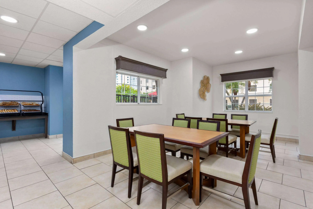 Baymont by Wyndham Orlando-International Dr-Universal Blvd