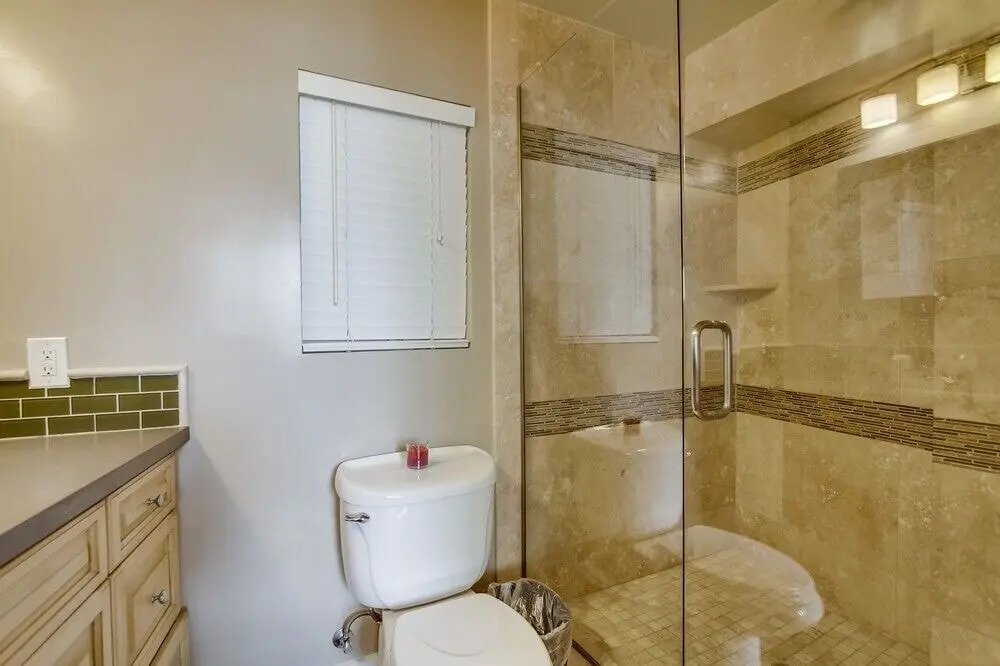 Waterfront Getaway 7 9 Bedrooms 8.5 Bathrooms Townhouse