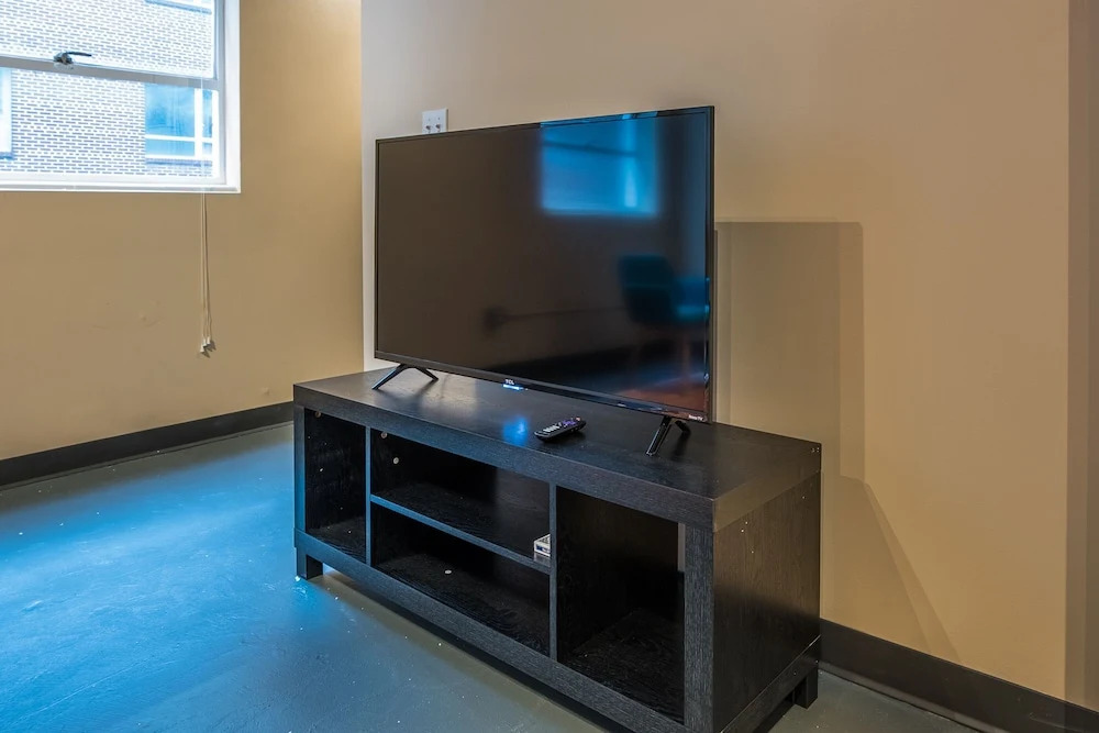 Downtown Jacksonville Apts by Frontdesk