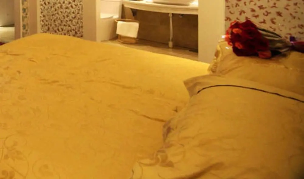Baiyun Romance Hotel Dongyang