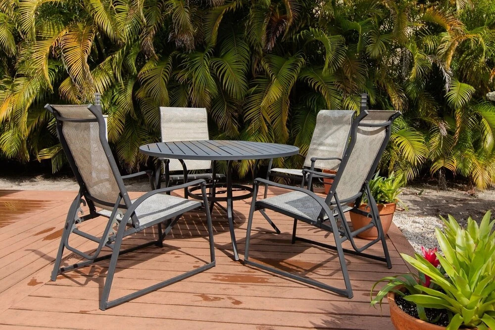 Salty Dog - Dog Friendly Home On Sanibel! 3 Bedroom Home
