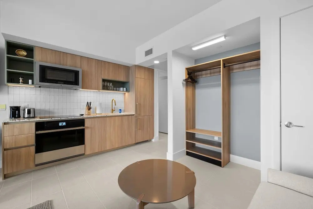 Elegant Studio with Panoramic City Views