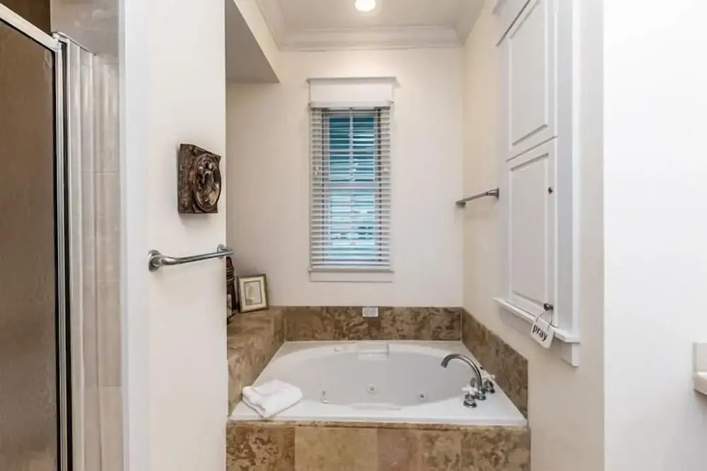 Caribbean Paradise 4 Bedroom Holiday Home by Five Star Properties