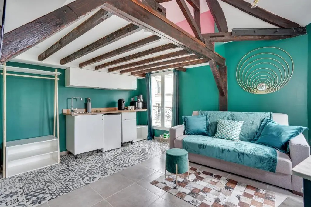 147 Suite Atmosphere, Nice Duplex, Paris Center