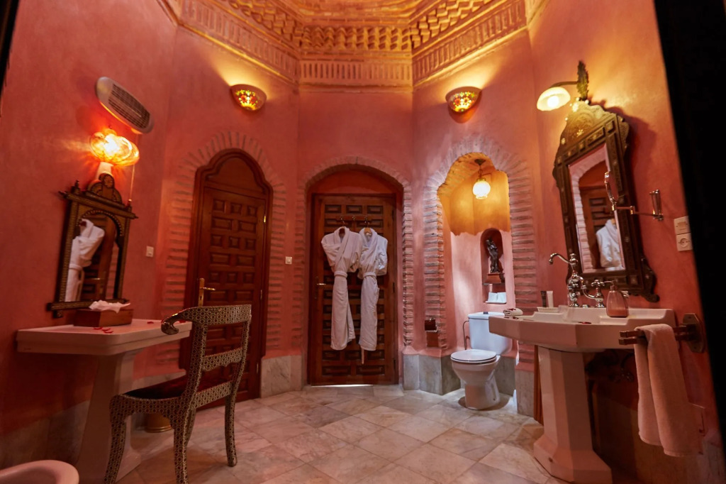 Dar Ayniwen Garden Hotel & Bird Zoo