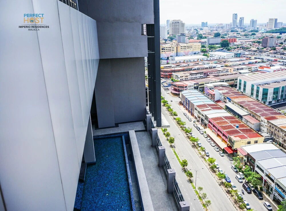 Imperio Residence Seafront by Perfect Host