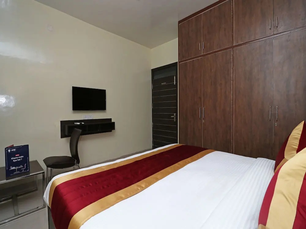 OYO 20024 Hotel Star Court