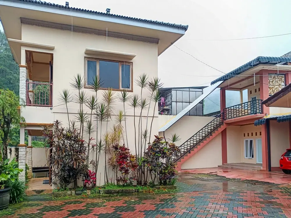 RedDoorz at Dewa Breeze Inn Near Paralayang