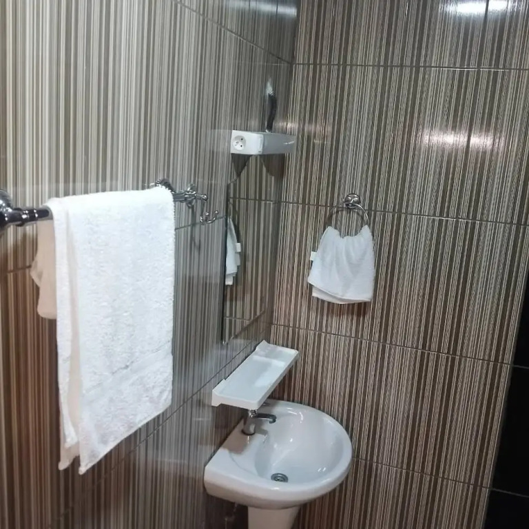 Nn Guest House
