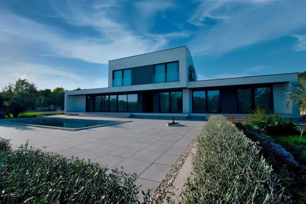 Martincic Residence