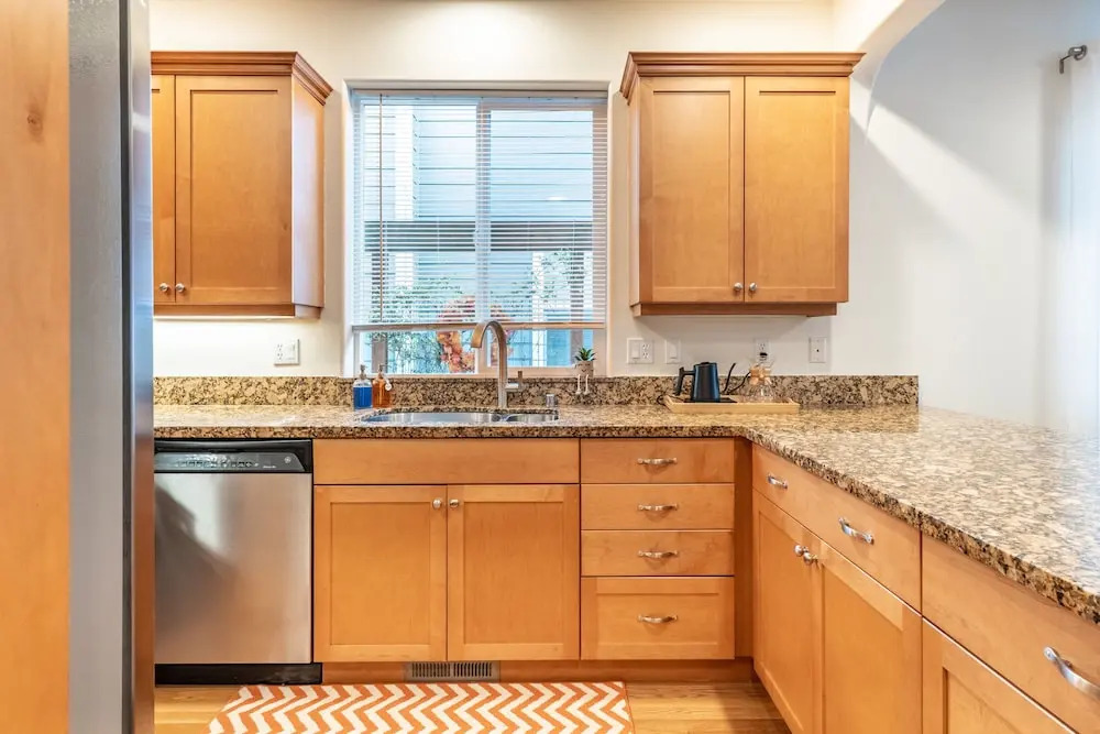 FIFA 2026 3BR + Daybed Midway Near Seattle & Vancouver