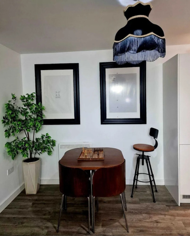 Luxury vip 2bed Apartment With Balcony
