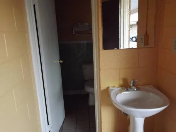 Deluxe Inn - Kenly