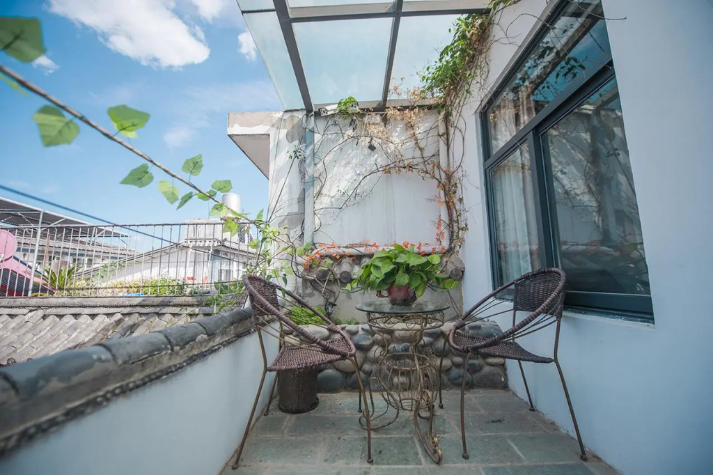 Dali Spring Field Hostel
